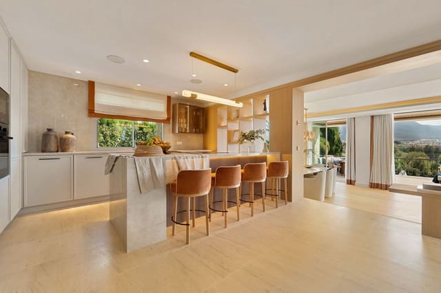 5 Zimmer Villa zu verkaufen in Nueva Andalucia, Marbella mit Pool Garage - 5.150.000 € (Ref: 9103988)