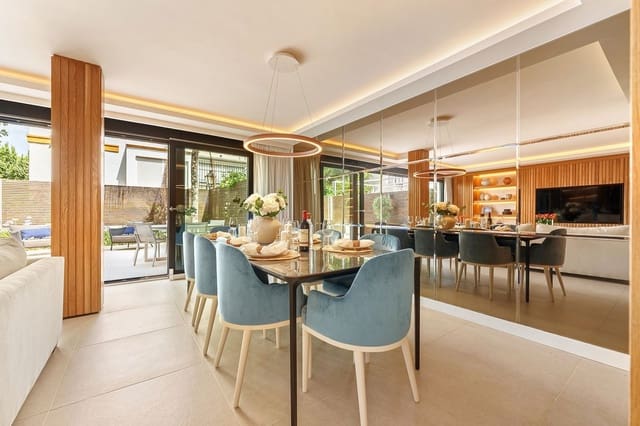 Casa de 4 habitaciones en Golden Mile, Marbella en venta con piscina garaje - 2.550.000 € (Ref: 9105889)