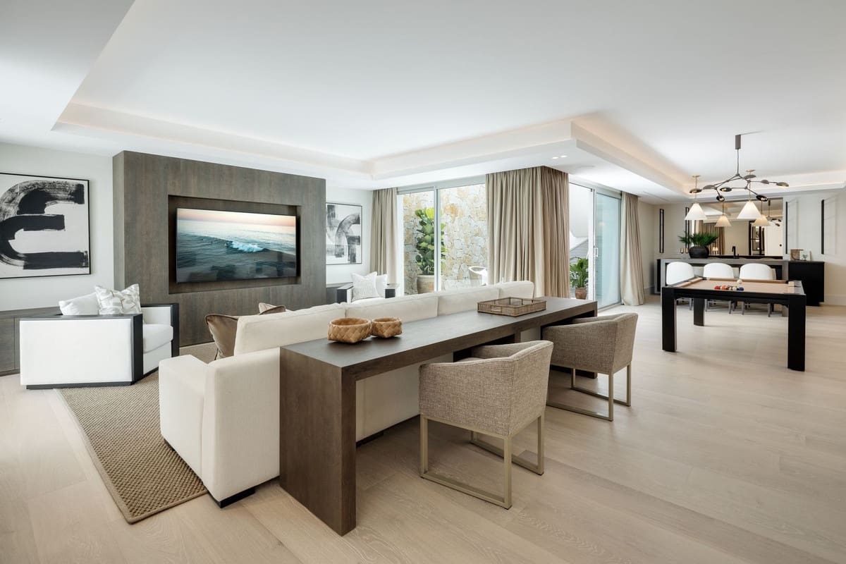 6 bedroom Villa for sale in Golden Mile with pool garage - € 8,950,000 (Ref: 9108199)