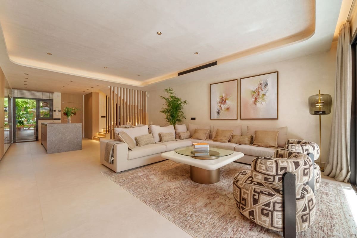 4 chambre Maison de Ville à vendre à Golden Mile avec piscine garage - 2 150 000 € (Ref: 9211517)