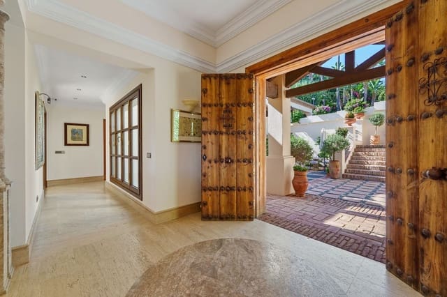 6 soverom Villa til salgs i Golden Mile, Marbella med svømmebasseng garasje - € 8 950 000 (Ref: 9299002)