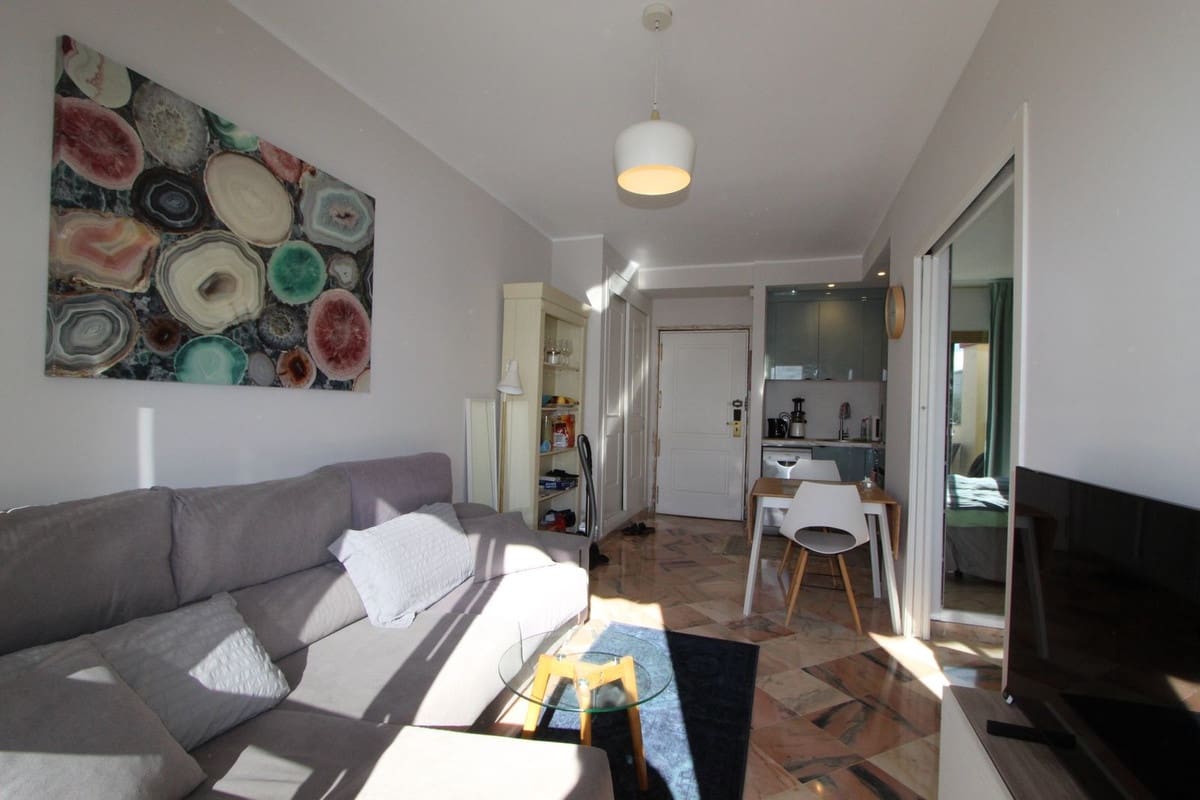 1 chambre Appartement de Plage à vendre à Elviria avec piscine - 360 000 € (Ref: 9496405)