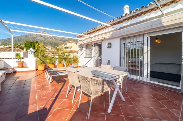 3 sovrum Lägenhet till salu i Marbella med pool garage - 745 000 € (Ref: 9497946)