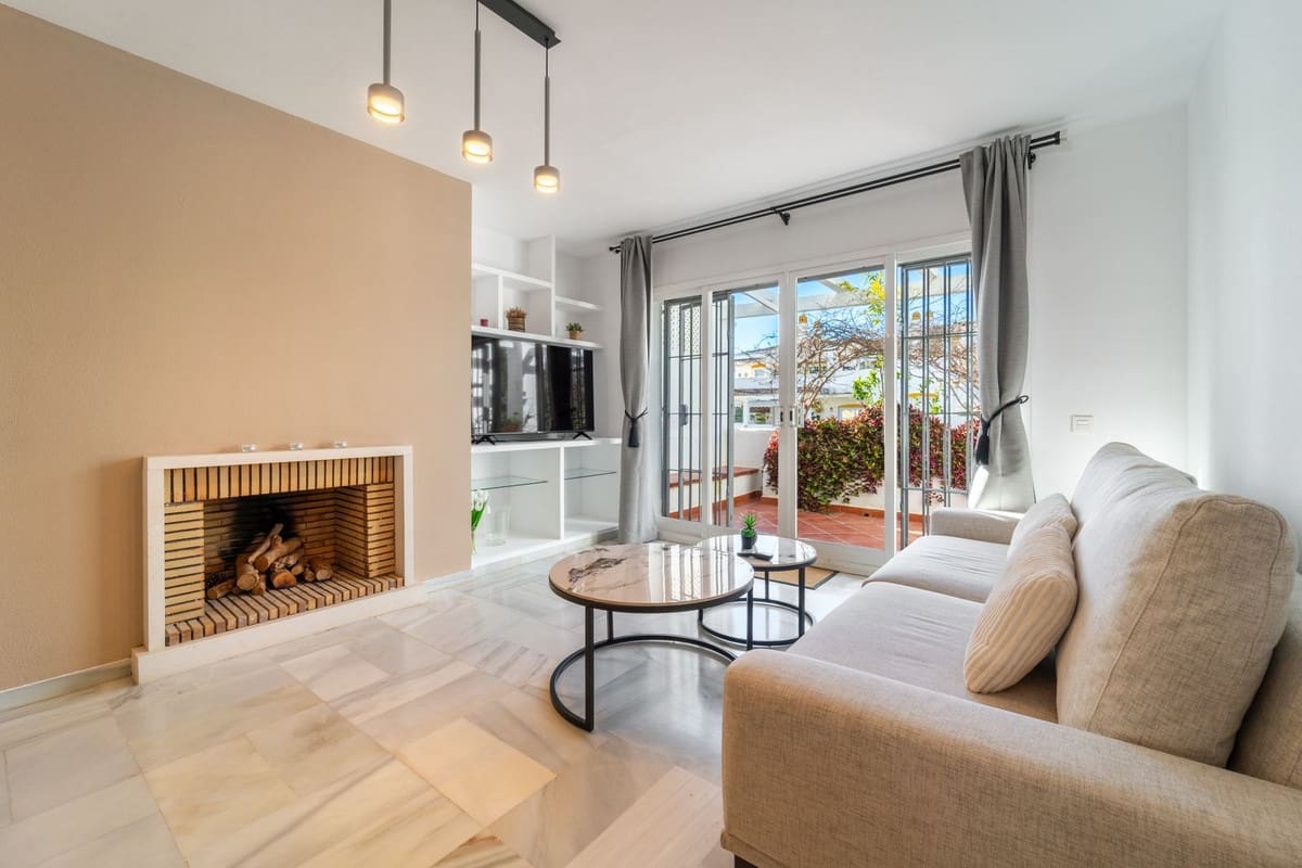 3 sovrum Lägenhet till salu i Marbella med pool garage - 725 000 € (Ref: 9497946)