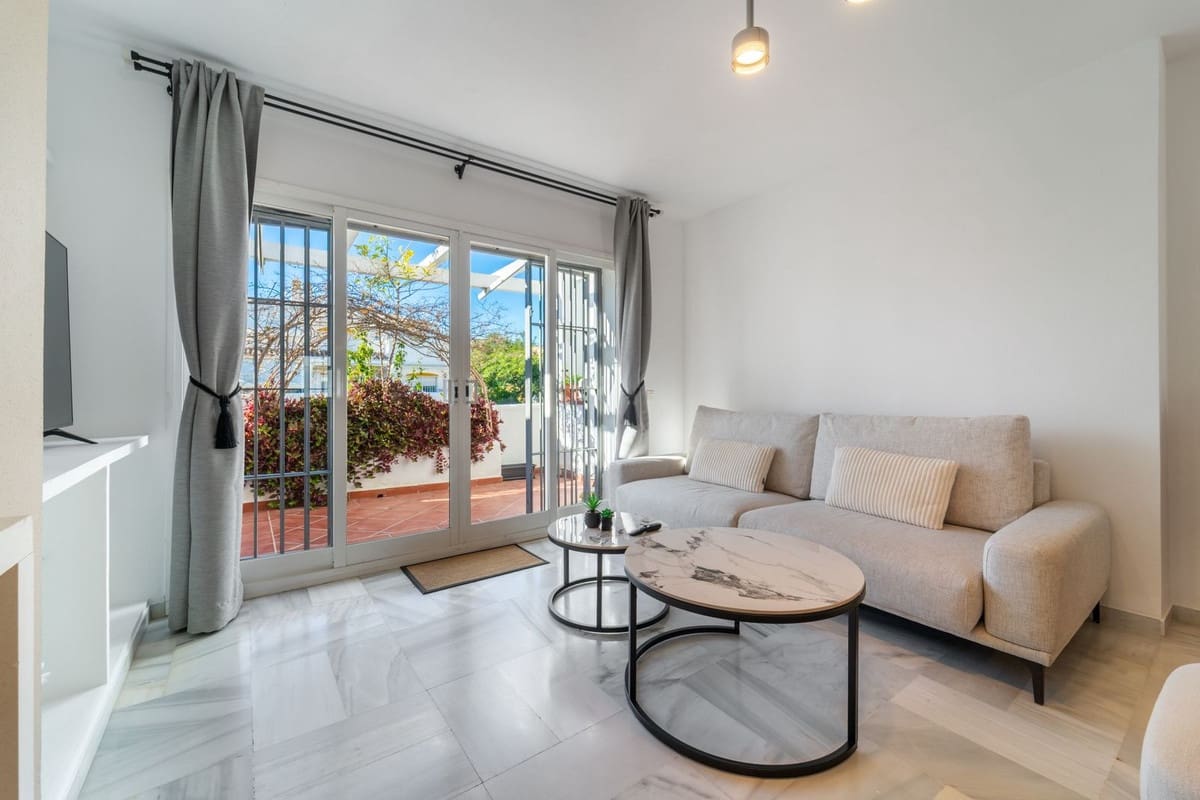 3 sovrum Lägenhet till salu i Marbella med pool garage - 725 000 € (Ref: 9497946)