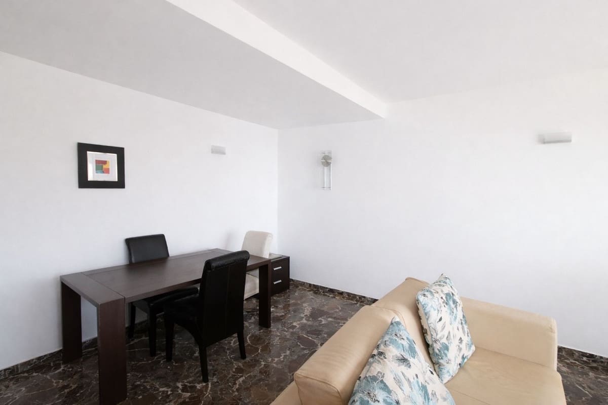 Apartamento de 2 habitaciones en Carvajal en venta con piscina garaje - 350.000 € (Ref: 9626975)