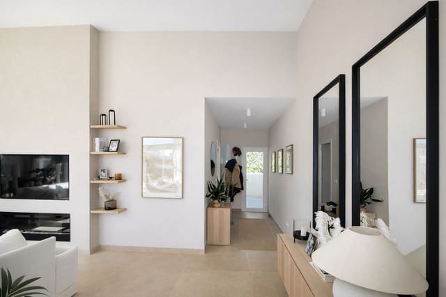 4 chambre Villa/Maison à vendre à Elviria, Marbella avec piscine garage - 1 100 000 € (Ref: 9676547)