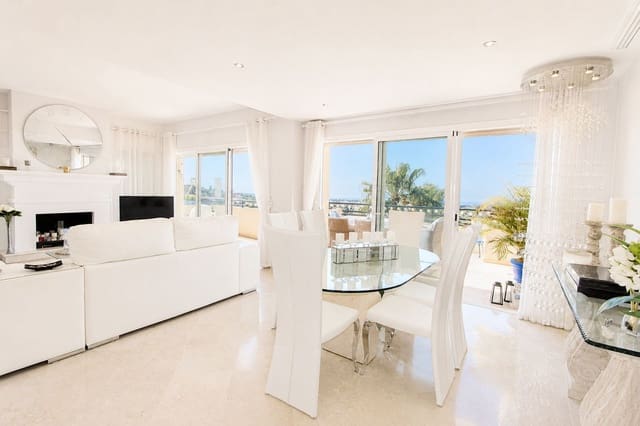 3 Zimmer Penthouse zu verkaufen in Elviria, Marbella mit Pool Garage - 1.399.000 € (Ref: 9954547)