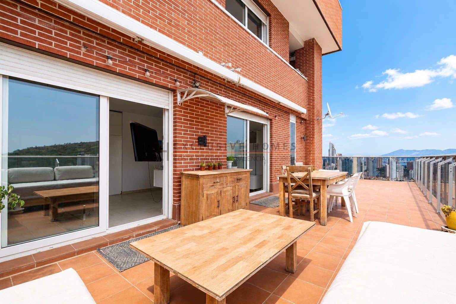 2 soverom Leilighet til salgs i La Villajoyosa / Vila Joiosa med svømmebasseng garasje - € 358 000 (Ref: 10004985)