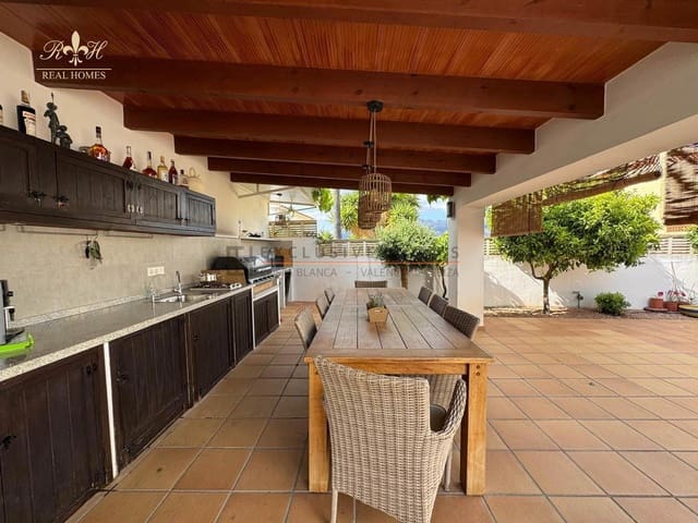 Chalet de 5 habitaciones en Albir, Alfaz del Pi / L'Alfàs del Pi en venta con piscina garaje - 679.000 € (Ref: 10020119)