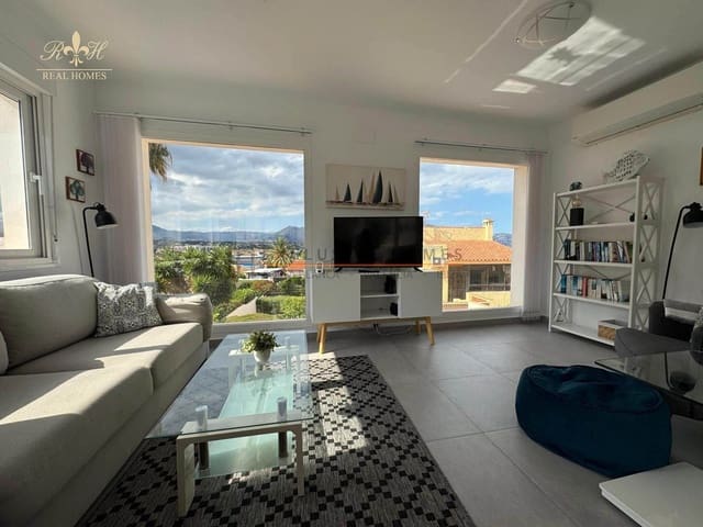 Chalet de 5 habitaciones en Albir, Alfaz del Pi / L'Alfàs del Pi en venta con piscina garaje - 679.000 € (Ref: 10020119)