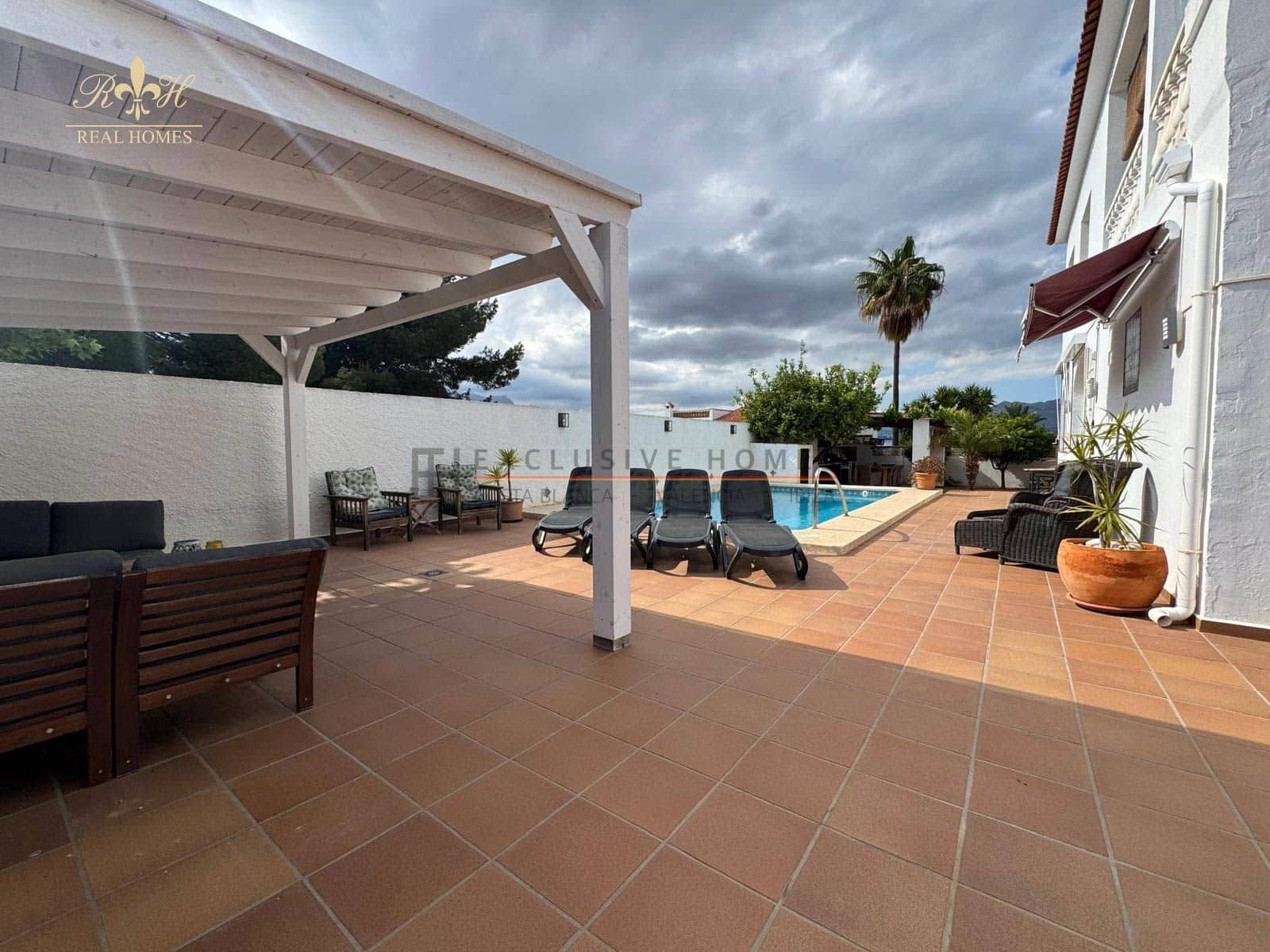 5 slaapkamer Villa te koop in Albir met zwembad garage - € 679.000 (Ref: 10020119)