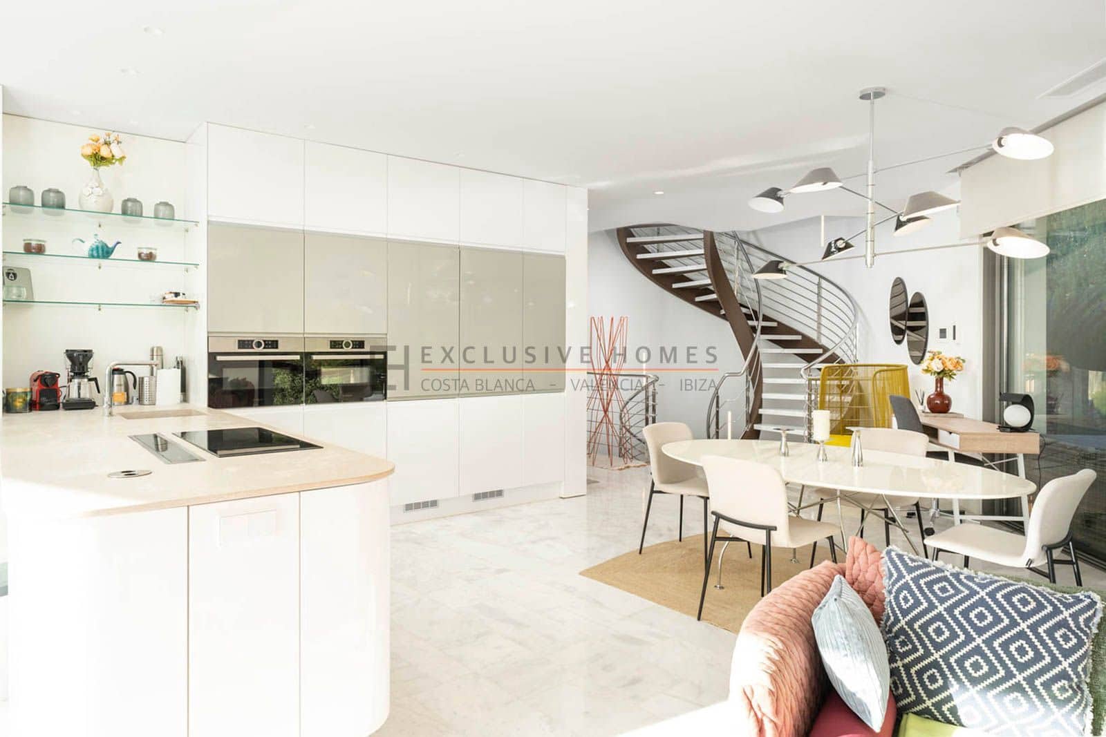 4 soverom Villa til salgs i Finestrat med svømmebasseng garasje - € 1 280 000 (Ref: 10020125)
