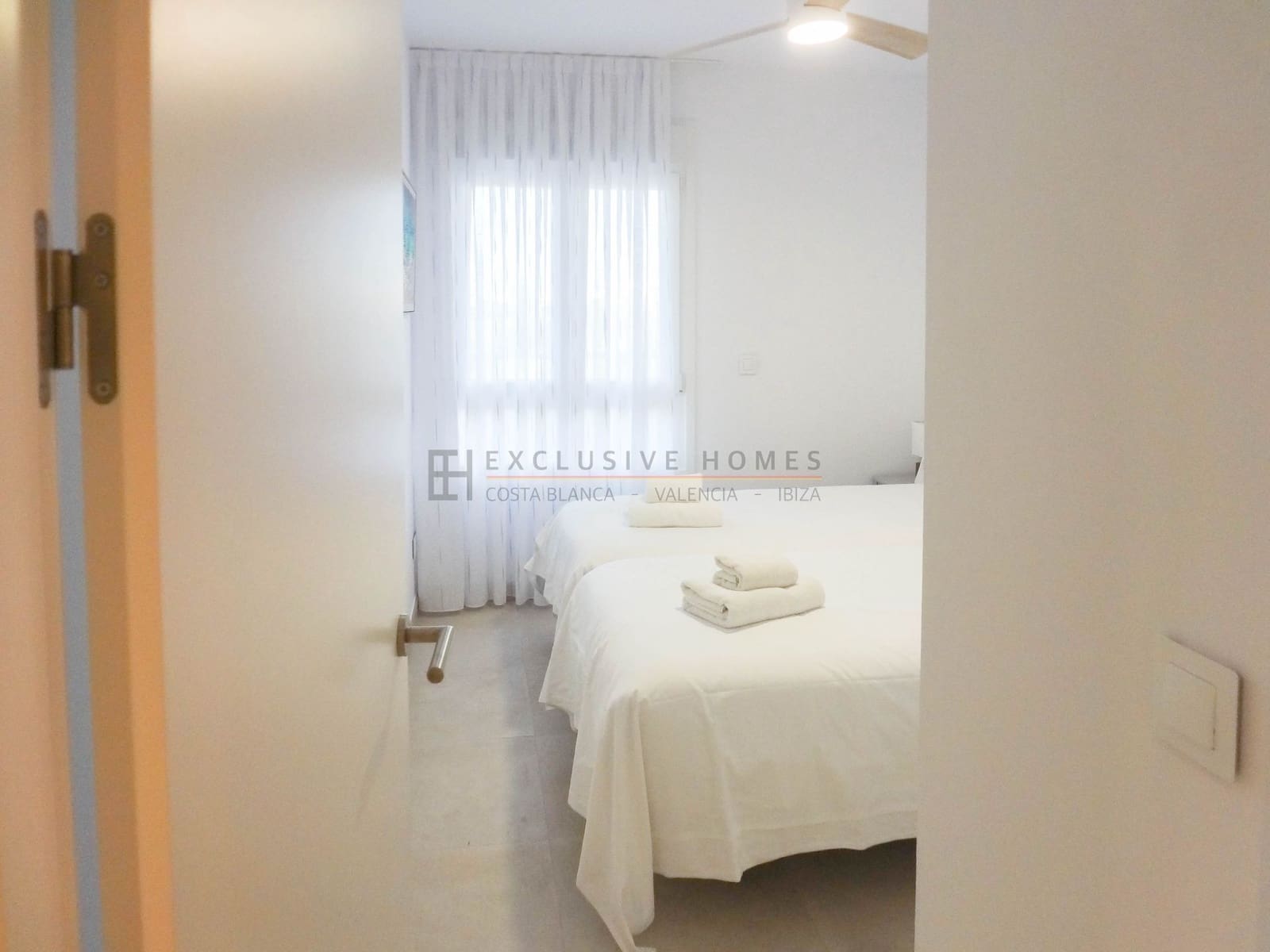 3 chambre Appartement à vendre à Oliva Nova avec piscine garage - 525 000 € (Ref: 10025072)