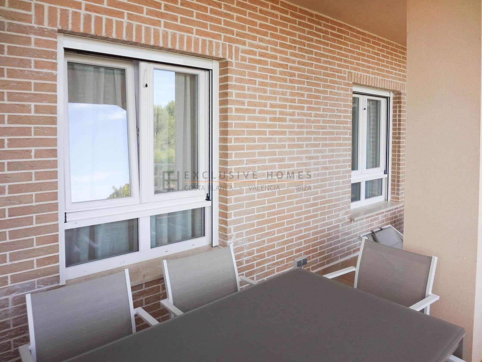 3 chambre Appartement à vendre à Oliva Nova avec piscine garage - 525 000 € (Ref: 10025072)