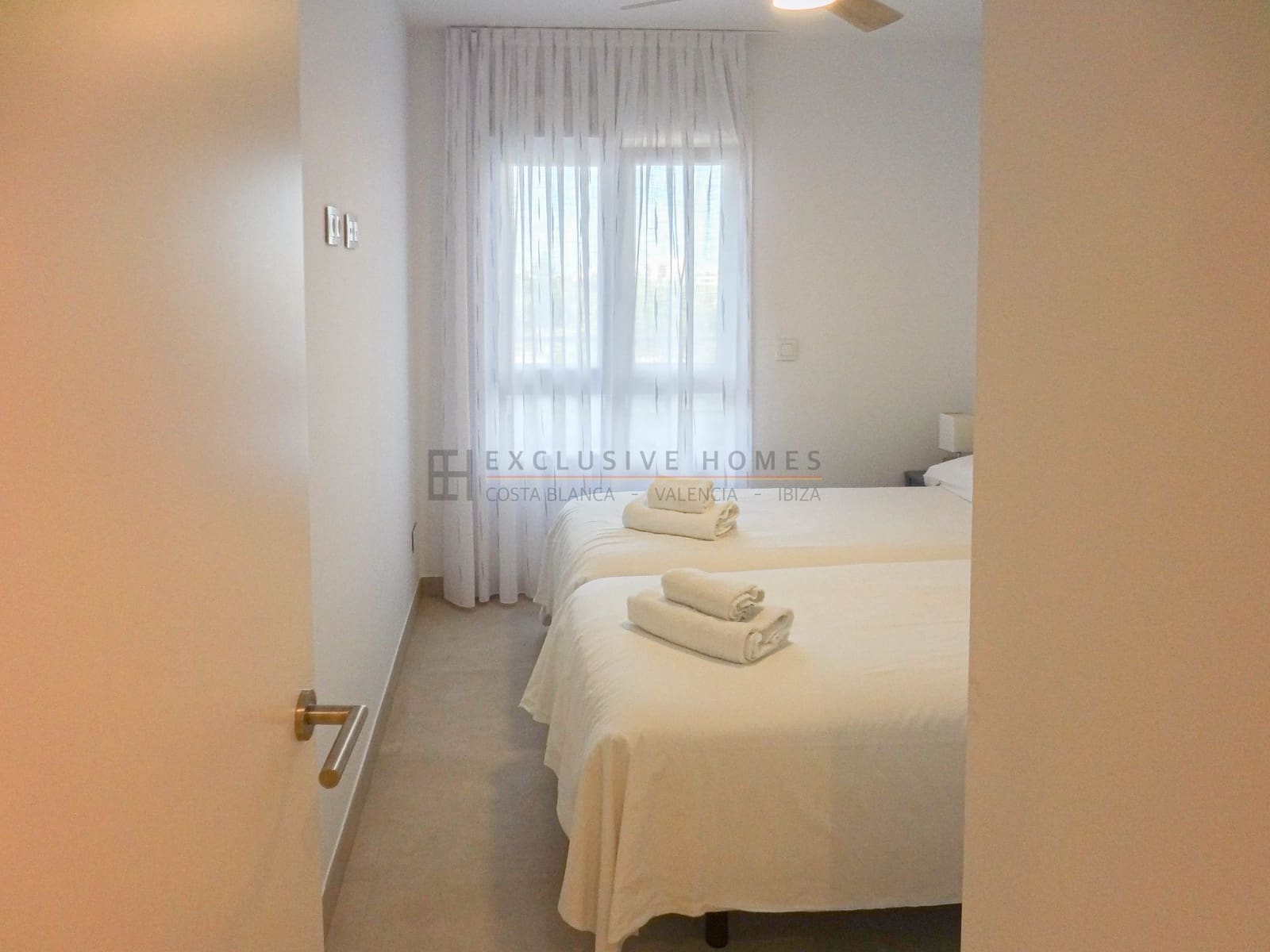 3 chambre Appartement à vendre à Oliva Nova avec piscine garage - 525 000 € (Ref: 10025072)
