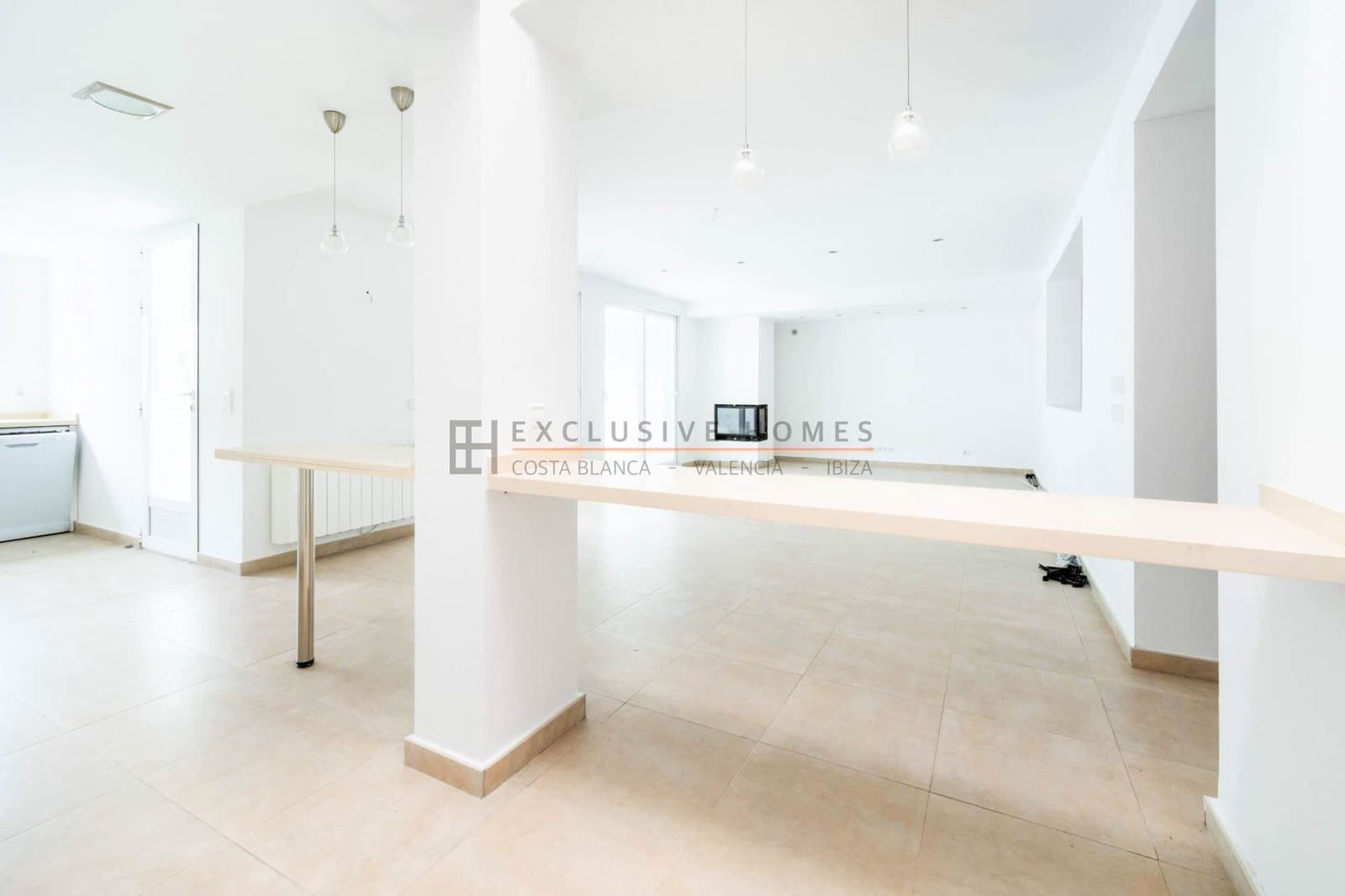 4 quarto Moradia Geminada para venda em Albir com piscina garagem - 902 000 € (Ref: 10025073)