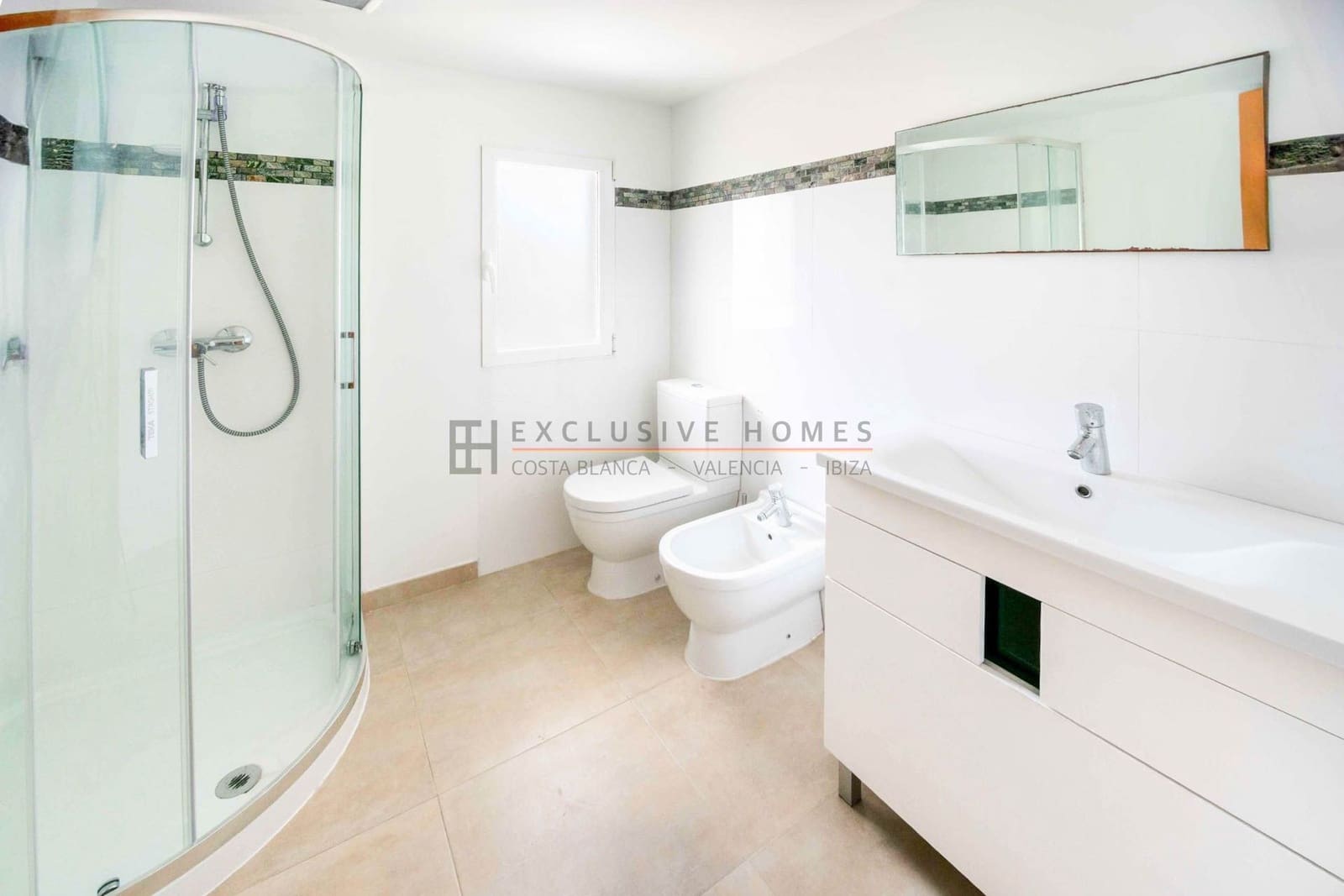 4 quarto Moradia Geminada para venda em Albir com piscina garagem - 902 000 € (Ref: 10025073)