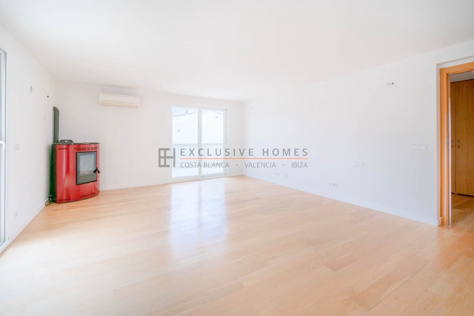 4 quarto Moradia Geminada para venda em Albir com piscina garagem - 902 000 € (Ref: 10025073)