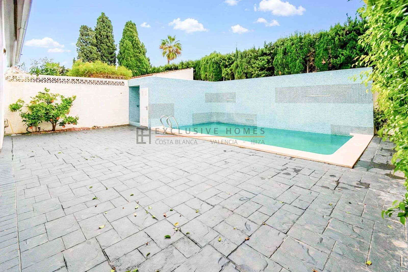 4 quarto Moradia Geminada para venda em Albir com piscina garagem - 902 000 € (Ref: 10025073)