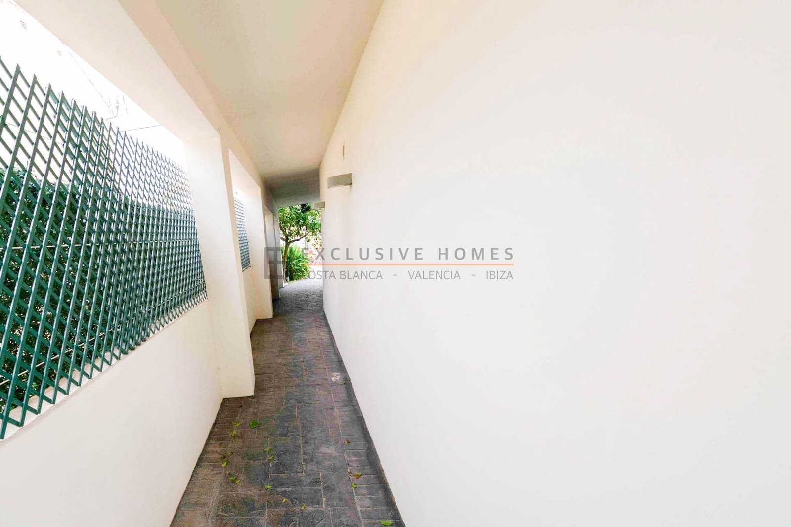 4 quarto Moradia Geminada para venda em Albir com piscina garagem - 902 000 € (Ref: 10025073)