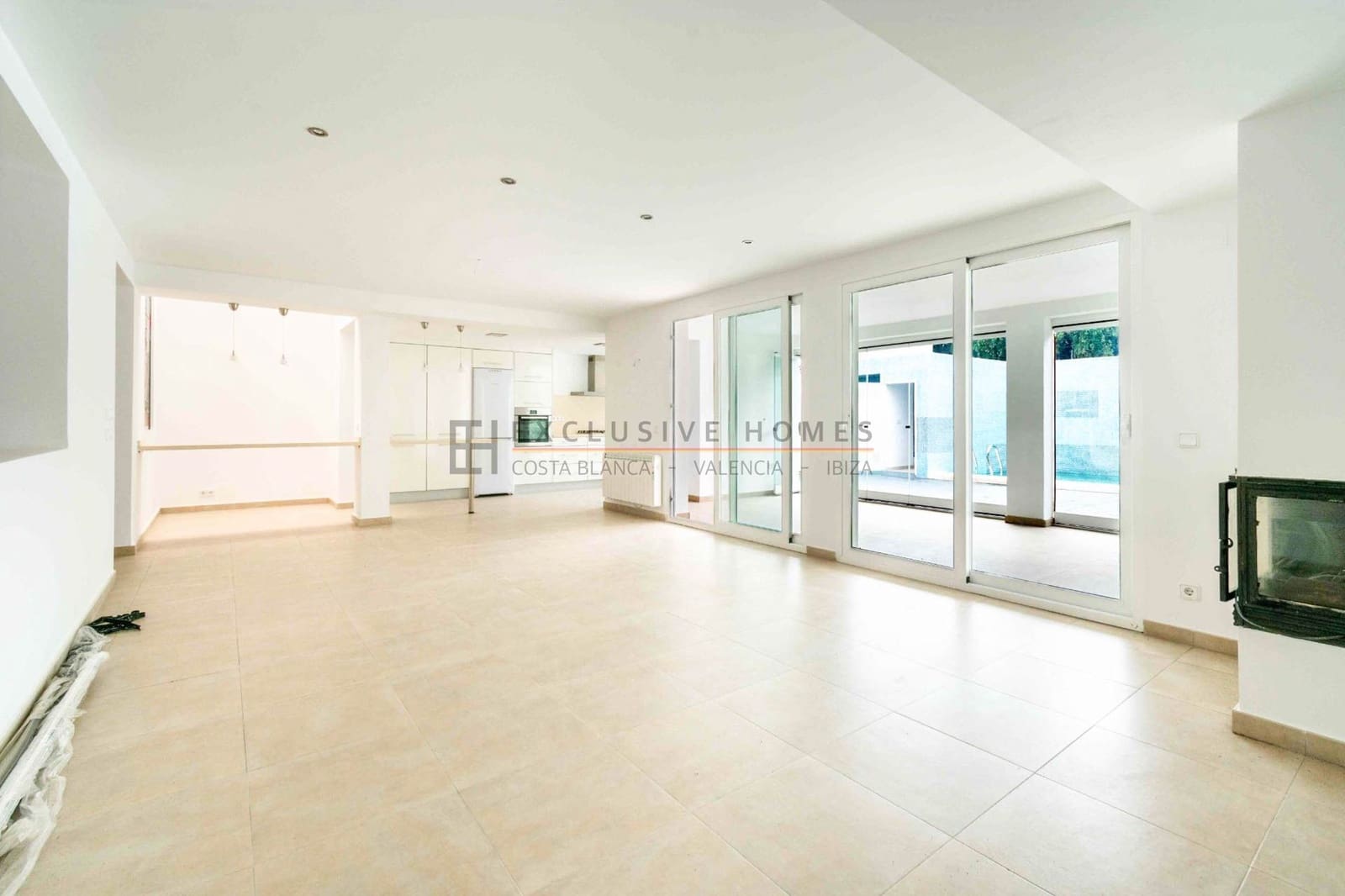 4 quarto Moradia Geminada para venda em Albir com piscina garagem - 902 000 € (Ref: 10025073)