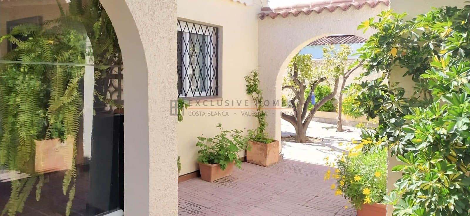 3 soveværelse Villa til salg i Albir med garage - € 475.000 (Ref: 10025074)