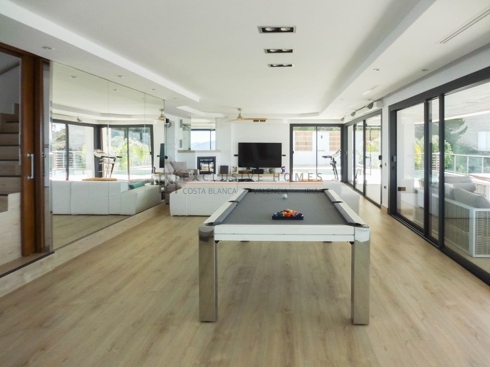 7 sypialnia Willa na sprzedaż w Altea z basenem garażem - 2 850 000 € (Ref: 10025075)