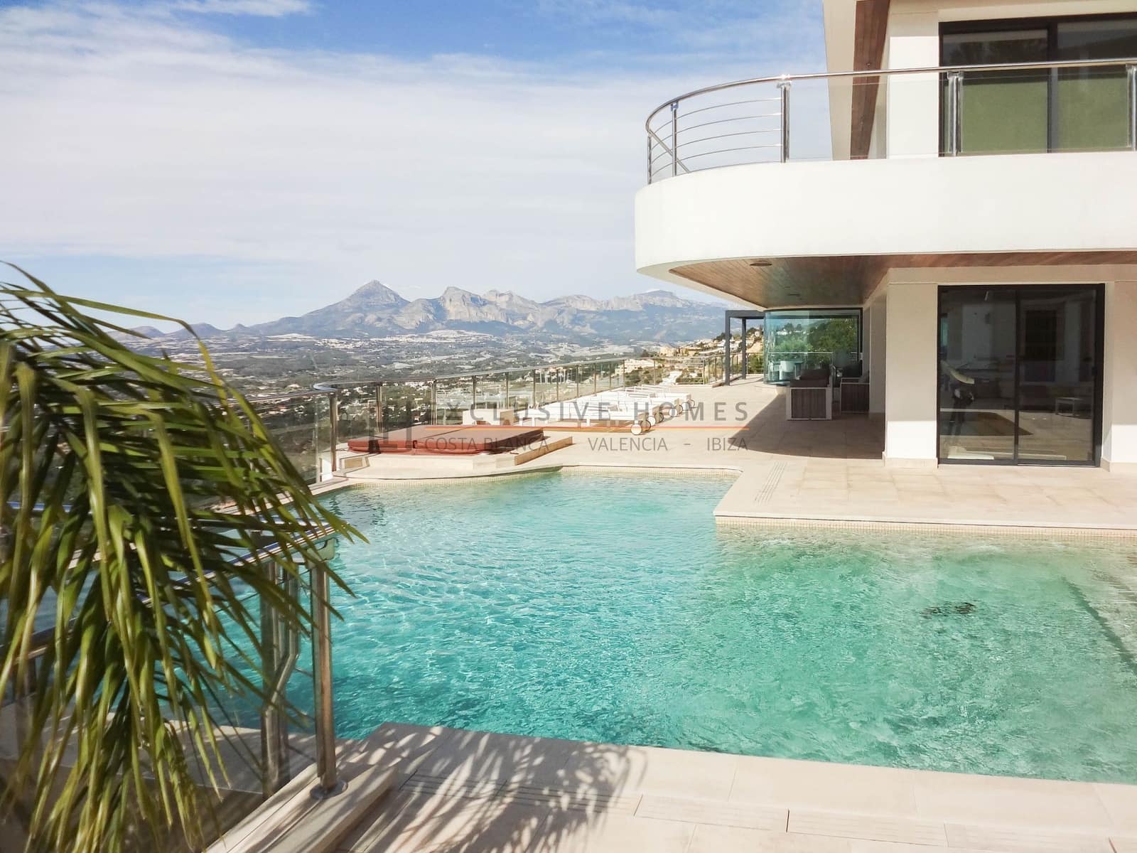 7 sypialnia Willa na sprzedaż w Altea z basenem garażem - 2 850 000 € (Ref: 10025075)