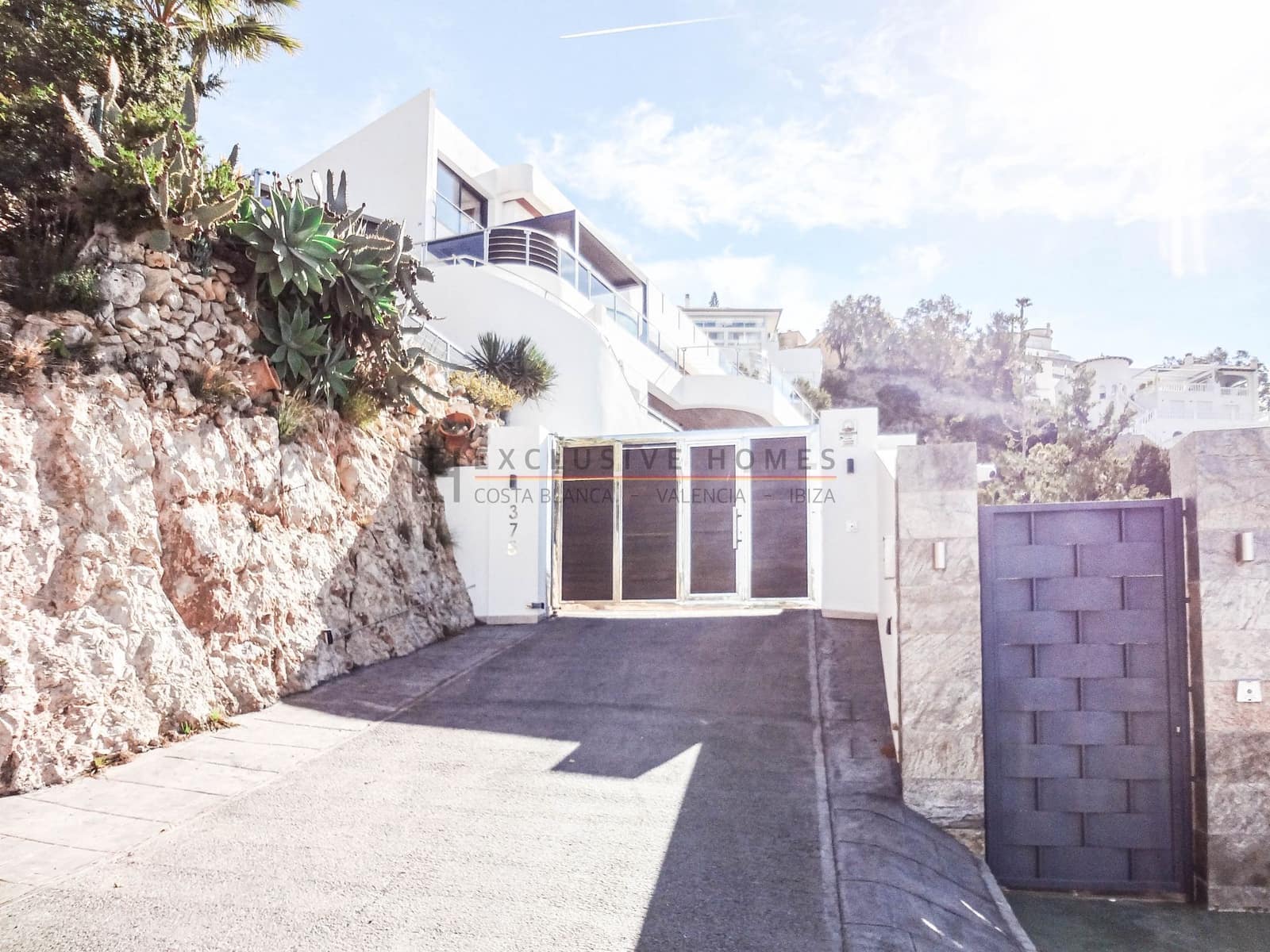 7 sypialnia Willa na sprzedaż w Altea z basenem garażem - 2 850 000 € (Ref: 10025075)