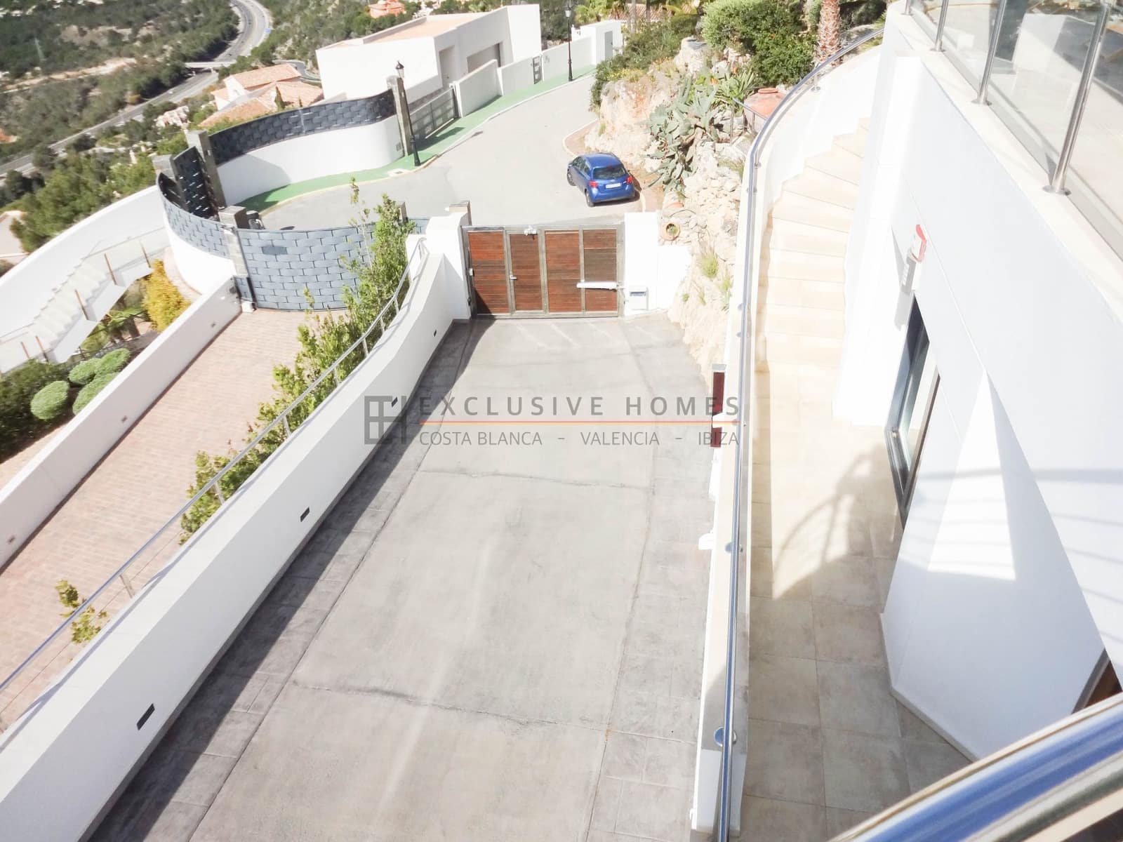 7 sypialnia Willa na sprzedaż w Altea z basenem garażem - 2 850 000 € (Ref: 10025075)