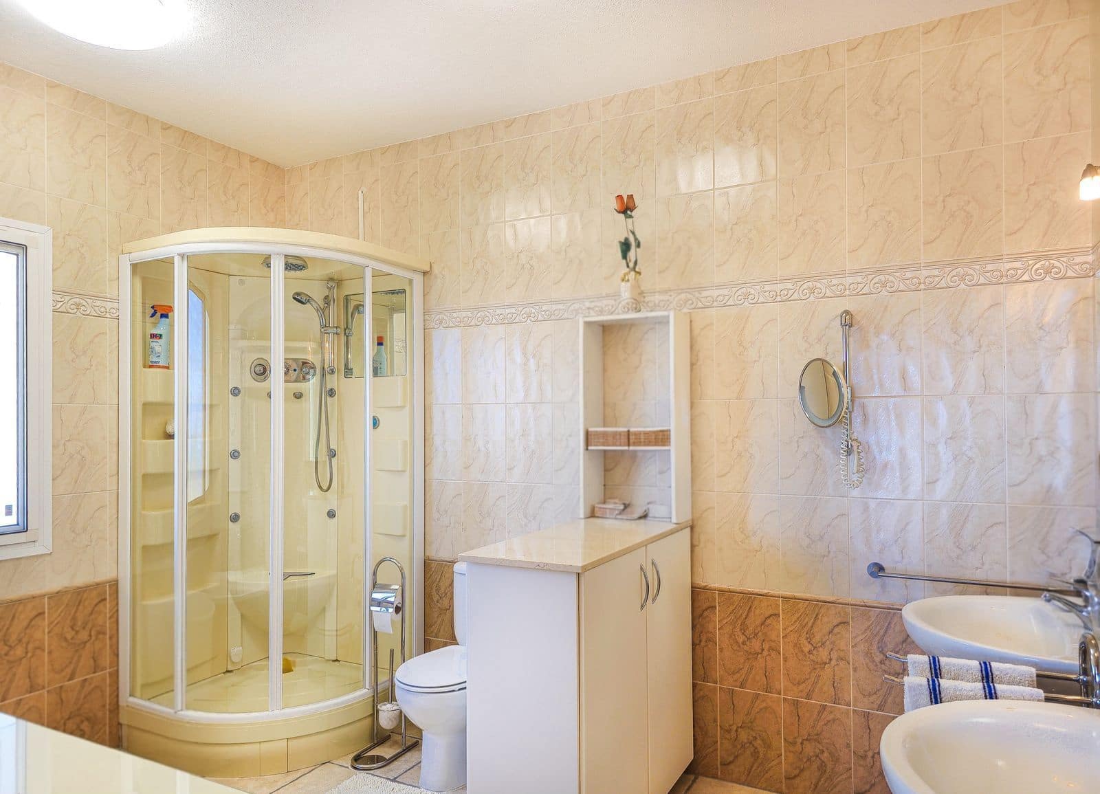 4 quarto Moradia para venda em Arenas com piscina garagem - 895 000 € (Ref: 10031446)