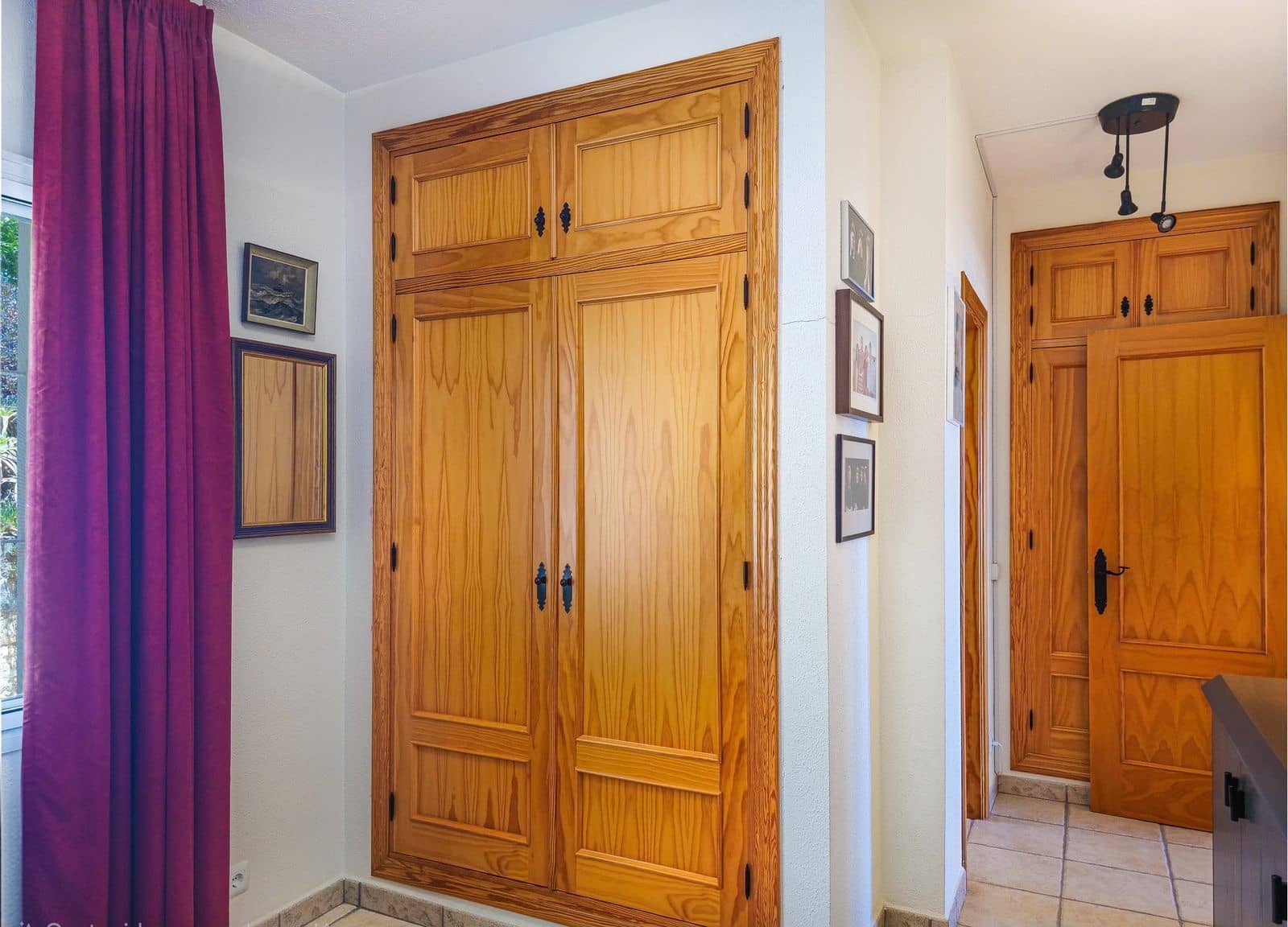 4 quarto Moradia para venda em Arenas com piscina garagem - 895 000 € (Ref: 10031446)