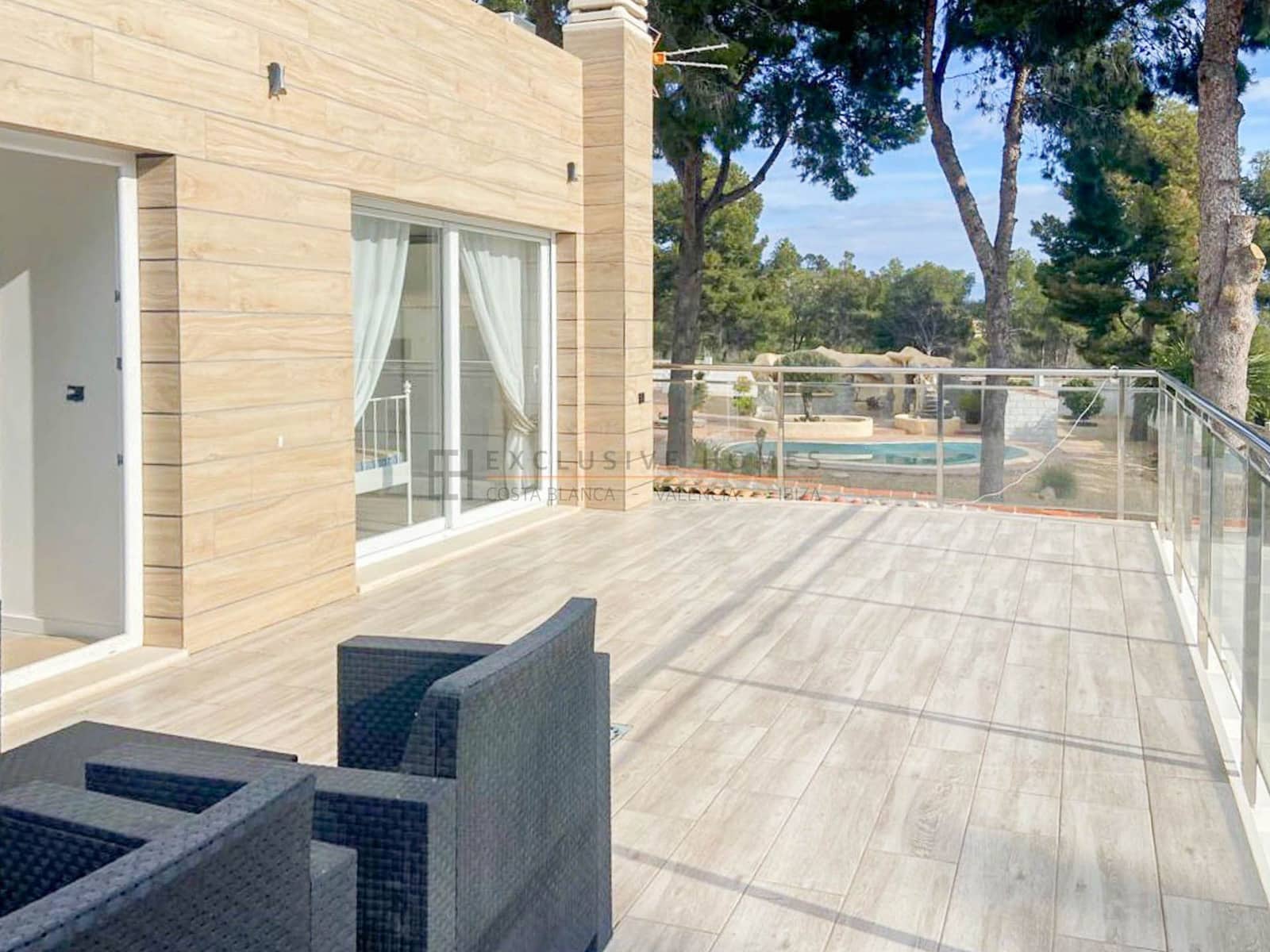 4 sypialnia Willa na sprzedaż w La Nucia z basenem garażem - 586 000 € (Ref: 10031447)