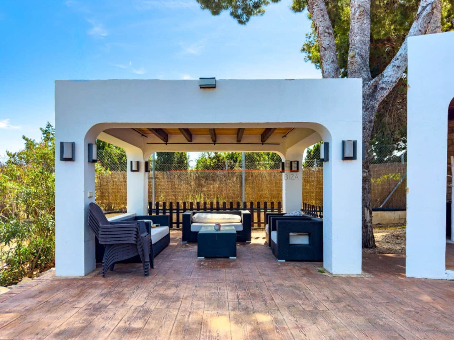 5 soveværelse Villa til salg i Alfaz del Pi / L'Alfas del Pi med swimmingpool garage - € 1.495.000 (Ref: 10031449)