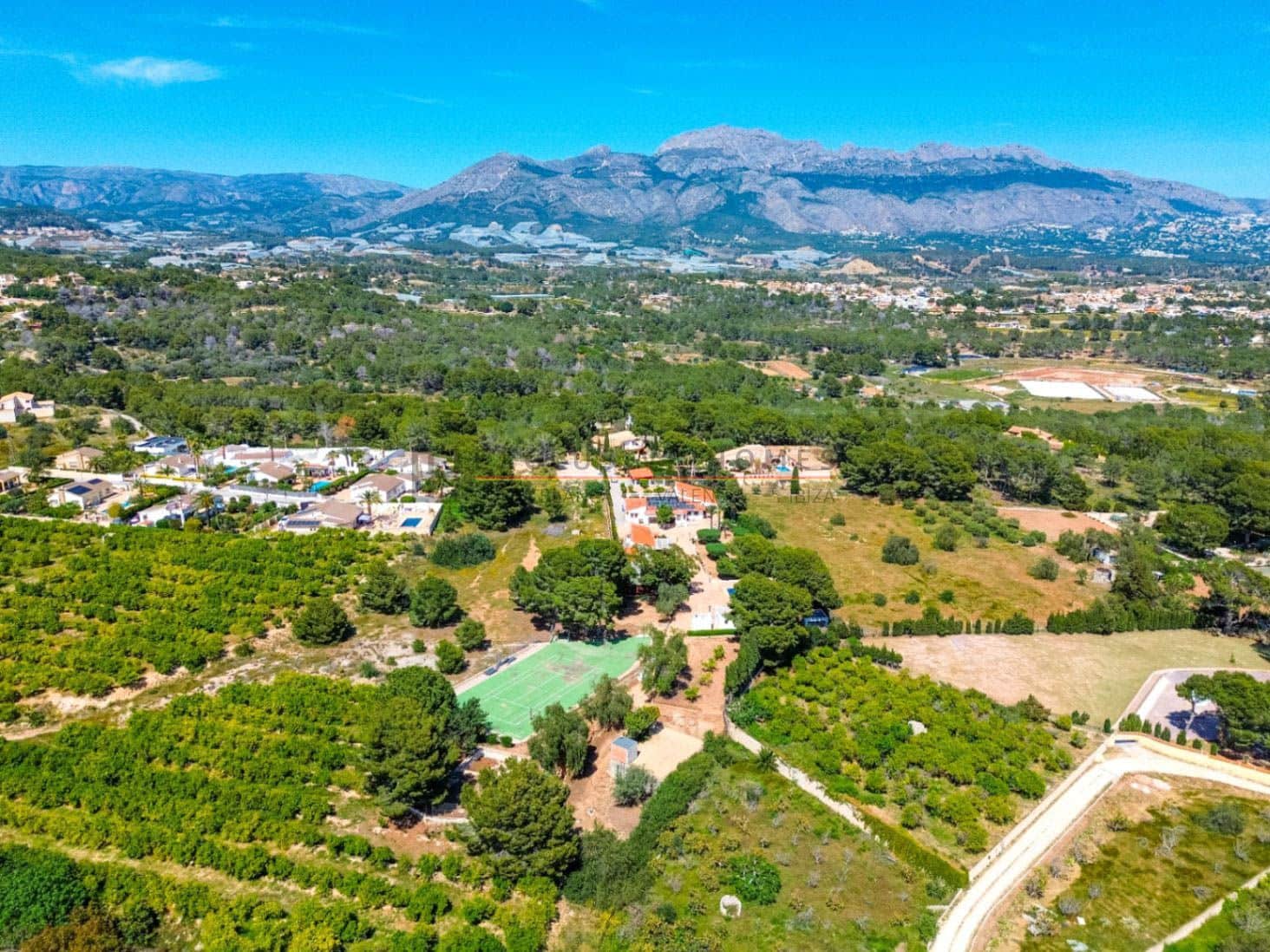 5 soveværelse Villa til salg i Alfaz del Pi / L'Alfas del Pi med swimmingpool garage - € 1.495.000 (Ref: 10031449)