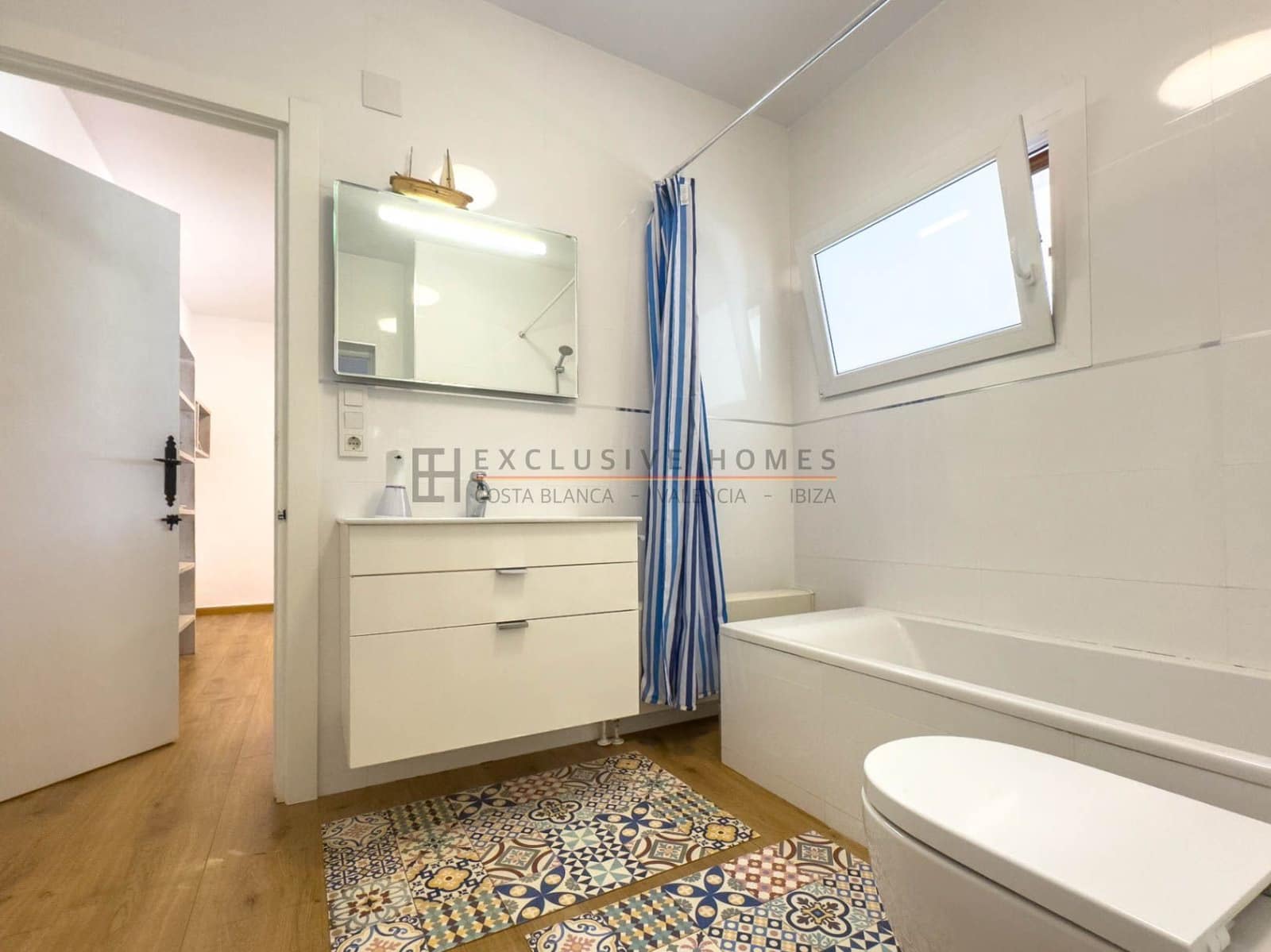 5 soveværelse Villa til salg i Alfaz del Pi / L'Alfas del Pi med swimmingpool garage - € 1.495.000 (Ref: 10031449)