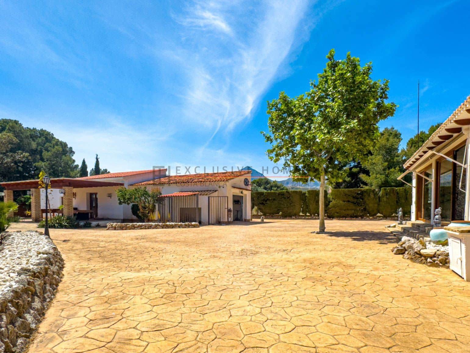 5 soveværelse Villa til salg i Alfaz del Pi / L'Alfas del Pi med swimmingpool garage - € 1.495.000 (Ref: 10031449)