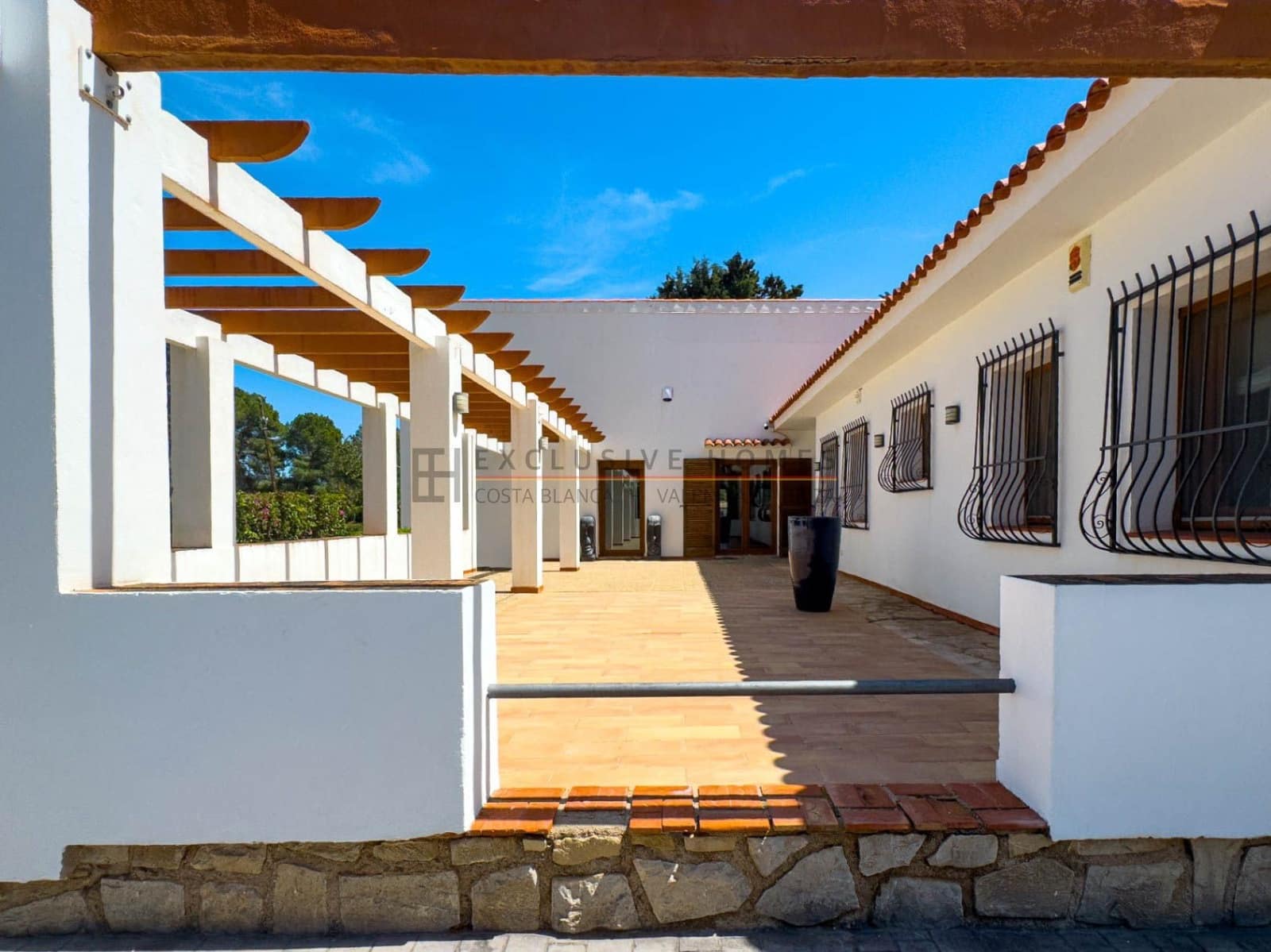 5 soveværelse Villa til salg i Alfaz del Pi / L'Alfas del Pi med swimmingpool garage - € 1.495.000 (Ref: 10031449)