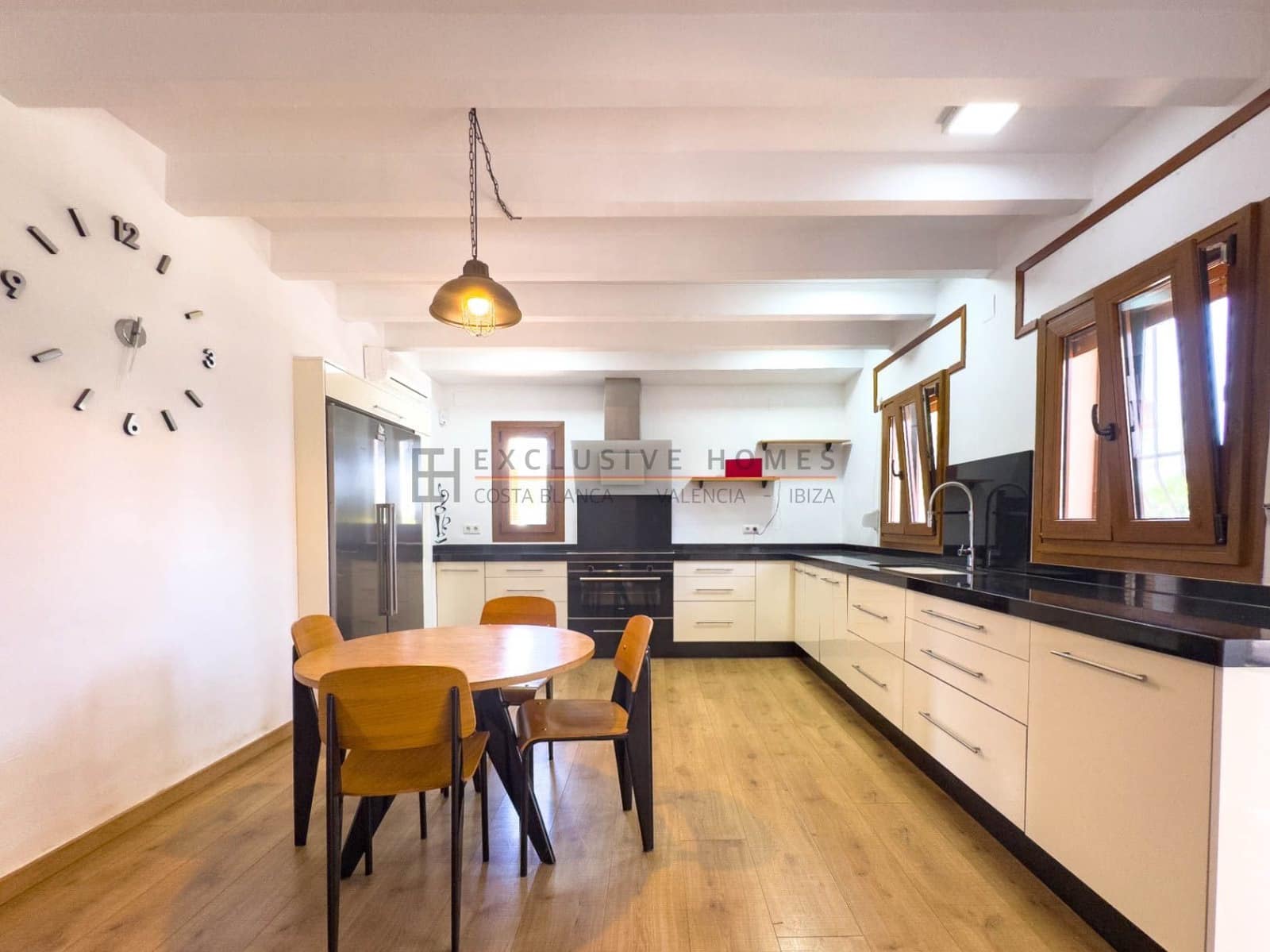5 soveværelse Villa til salg i Alfaz del Pi / L'Alfas del Pi med swimmingpool garage - € 1.495.000 (Ref: 10031449)