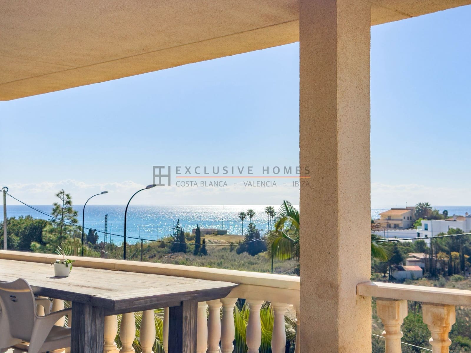 3 soveværelse Villa til salg i El Campello med swimmingpool garage - € 595.000 (Ref: 10031450)