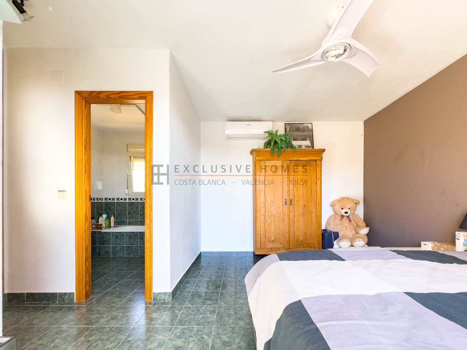 3 soveværelse Villa til salg i El Campello med swimmingpool garage - € 595.000 (Ref: 10031450)