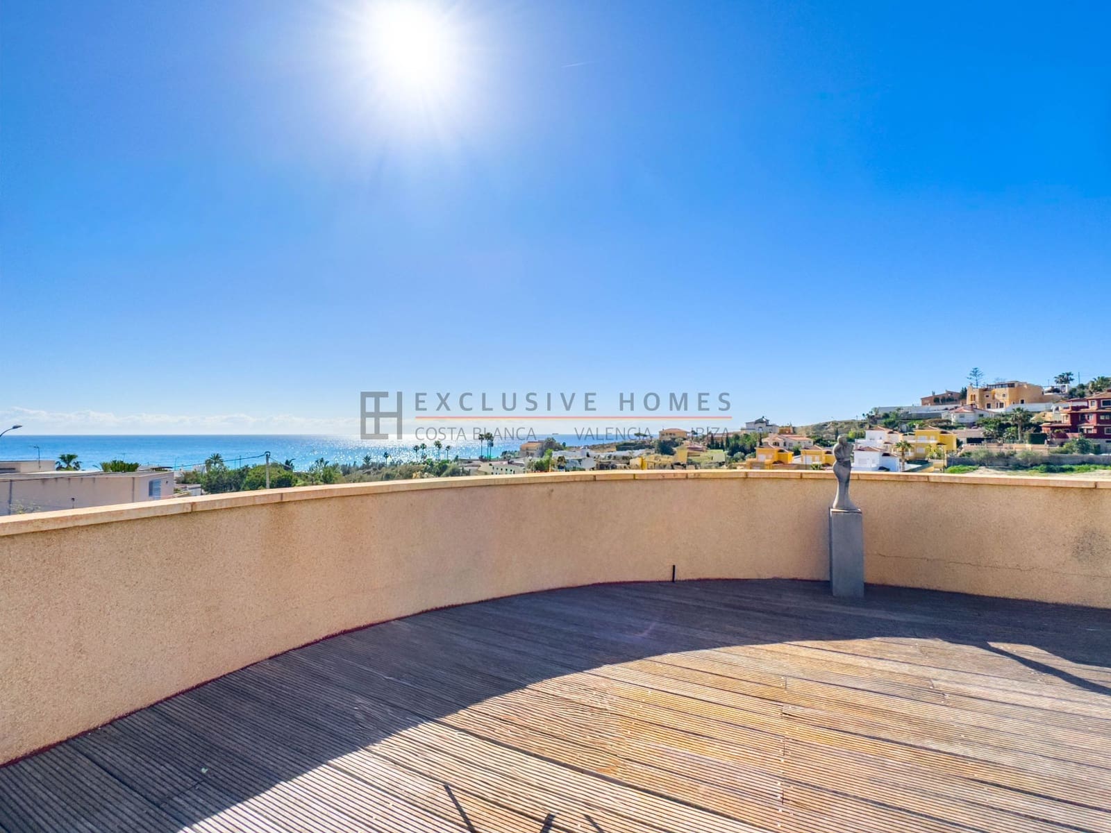 3 soveværelse Villa til salg i El Campello med swimmingpool garage - € 595.000 (Ref: 10031450)