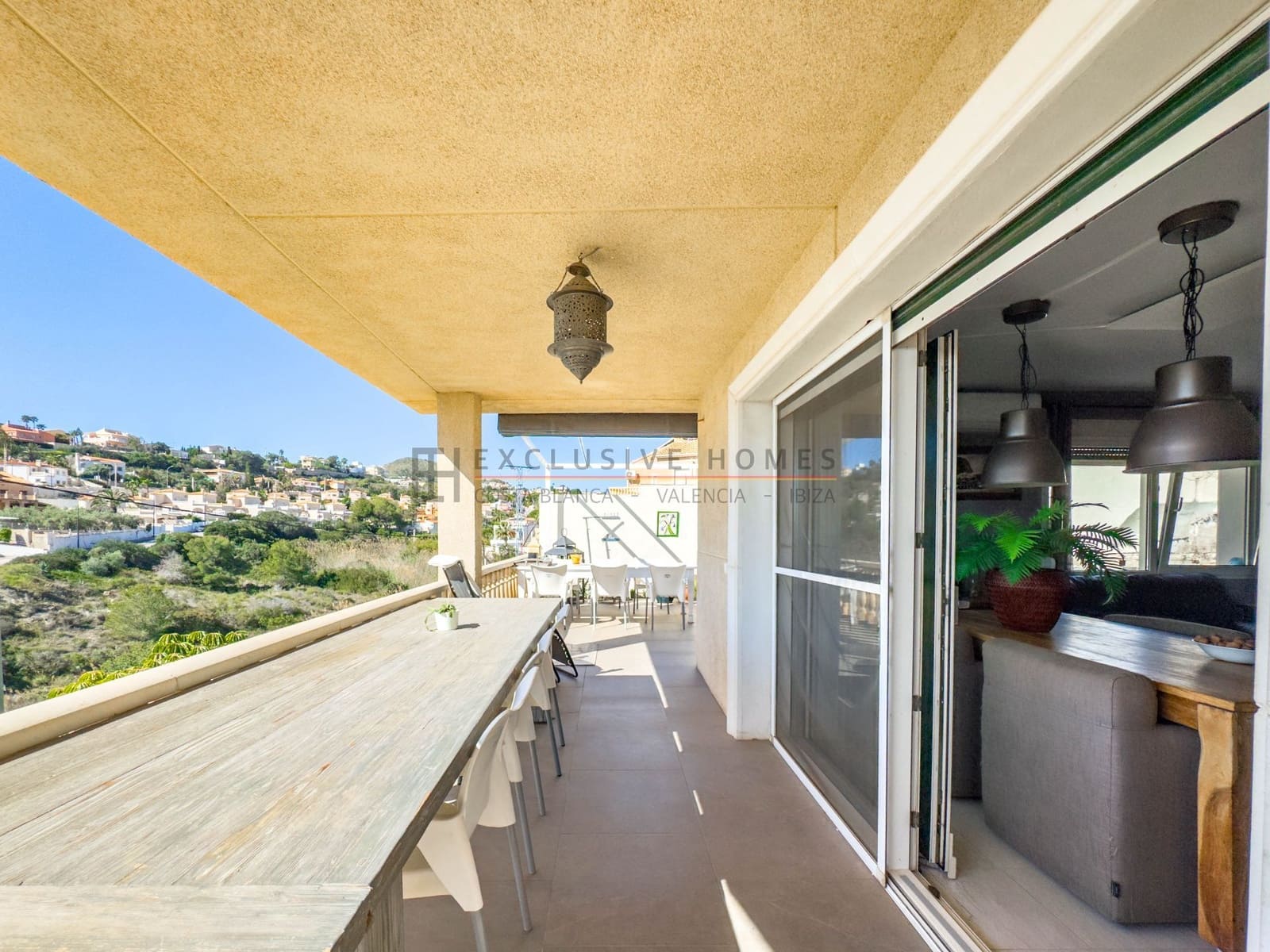 3 soveværelse Villa til salg i El Campello med swimmingpool garage - € 595.000 (Ref: 10031450)