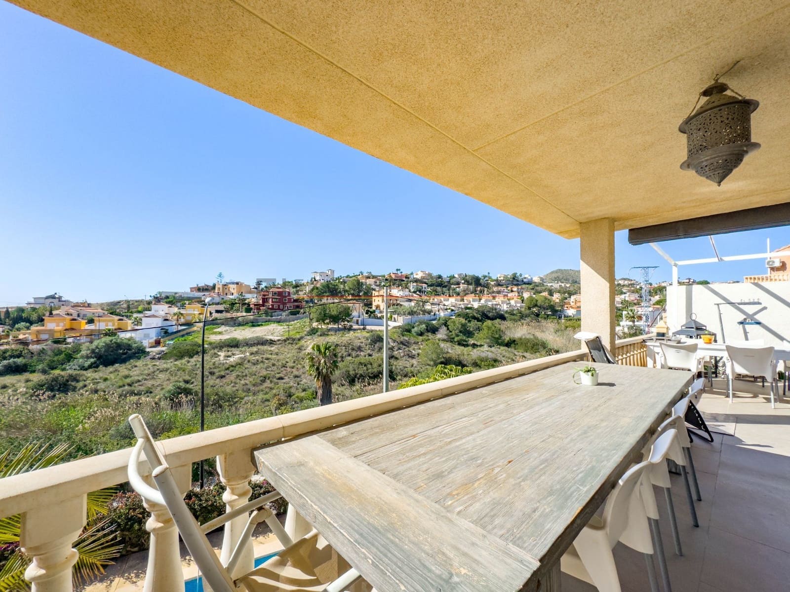 3 soveværelse Villa til salg i El Campello med swimmingpool garage - € 595.000 (Ref: 10031450)