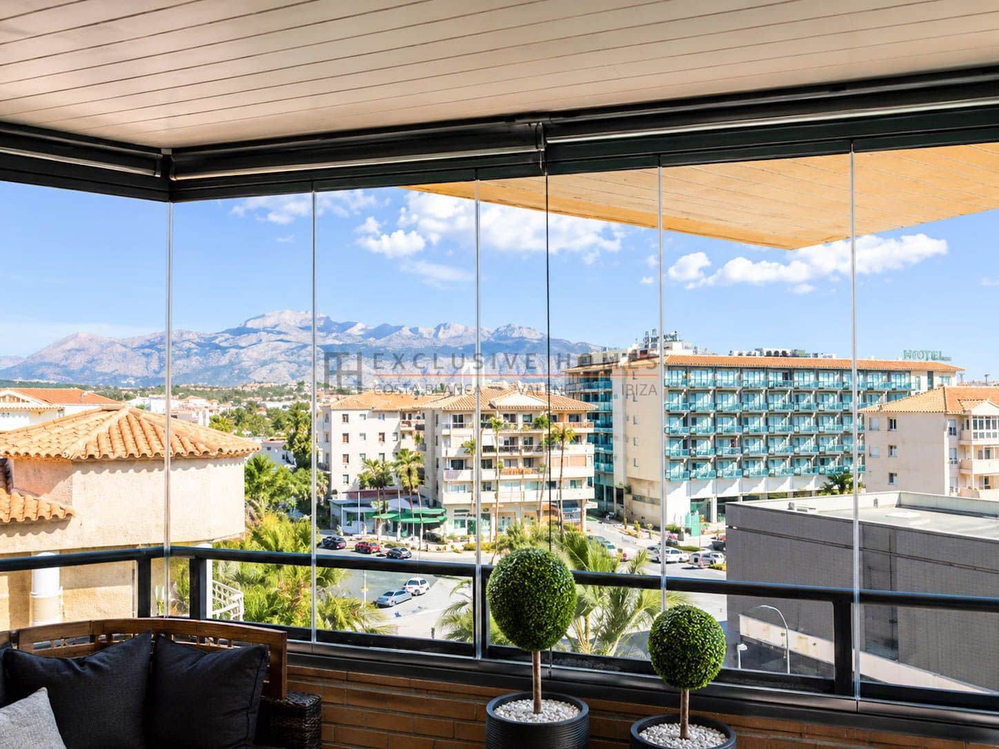 2 soveværelse Penthouse til salg i Albir med swimmingpool garage - € 569.000 (Ref: 10044448)