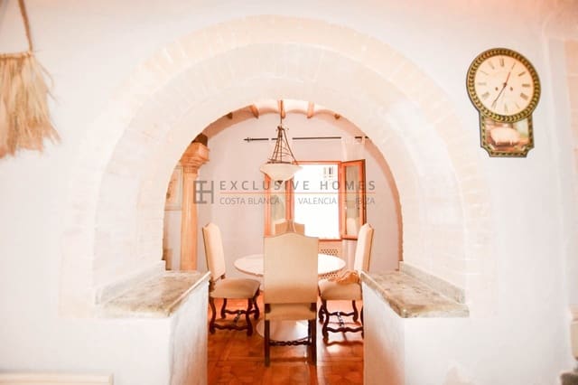 4 slaapkamer Huis te koop in Altea met garage - € 799.000 (Ref: 10044451)
