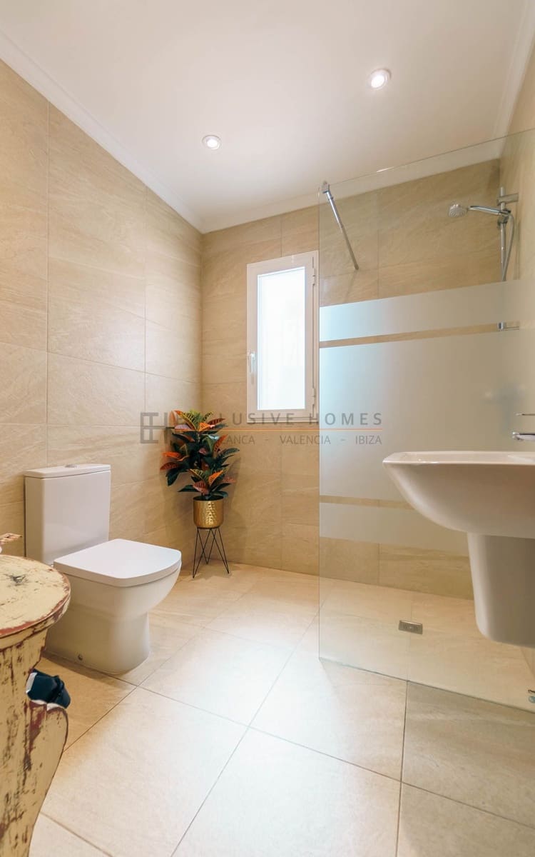 4 Zimmer Villa zu verkaufen in La Nucia mit Pool Garage - 559.000 € (Ref: 10070304)