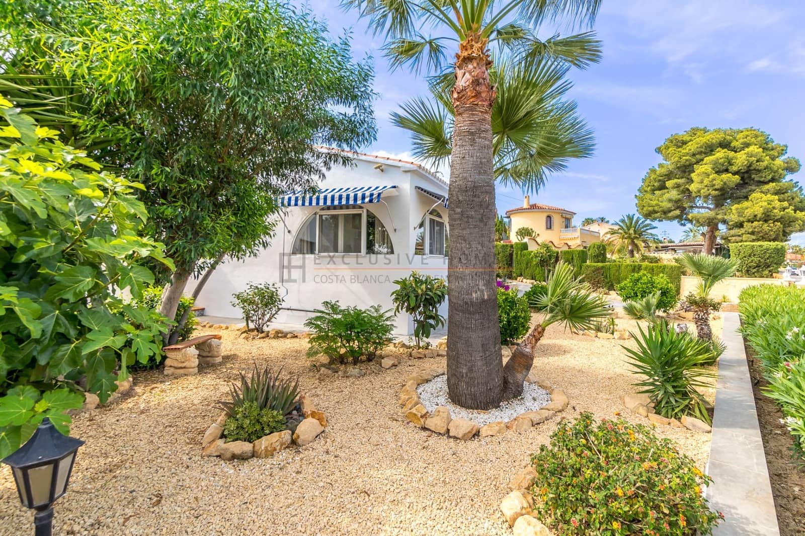 4 Zimmer Villa zu verkaufen in La Nucia mit Pool Garage - 559.000 € (Ref: 10070304)