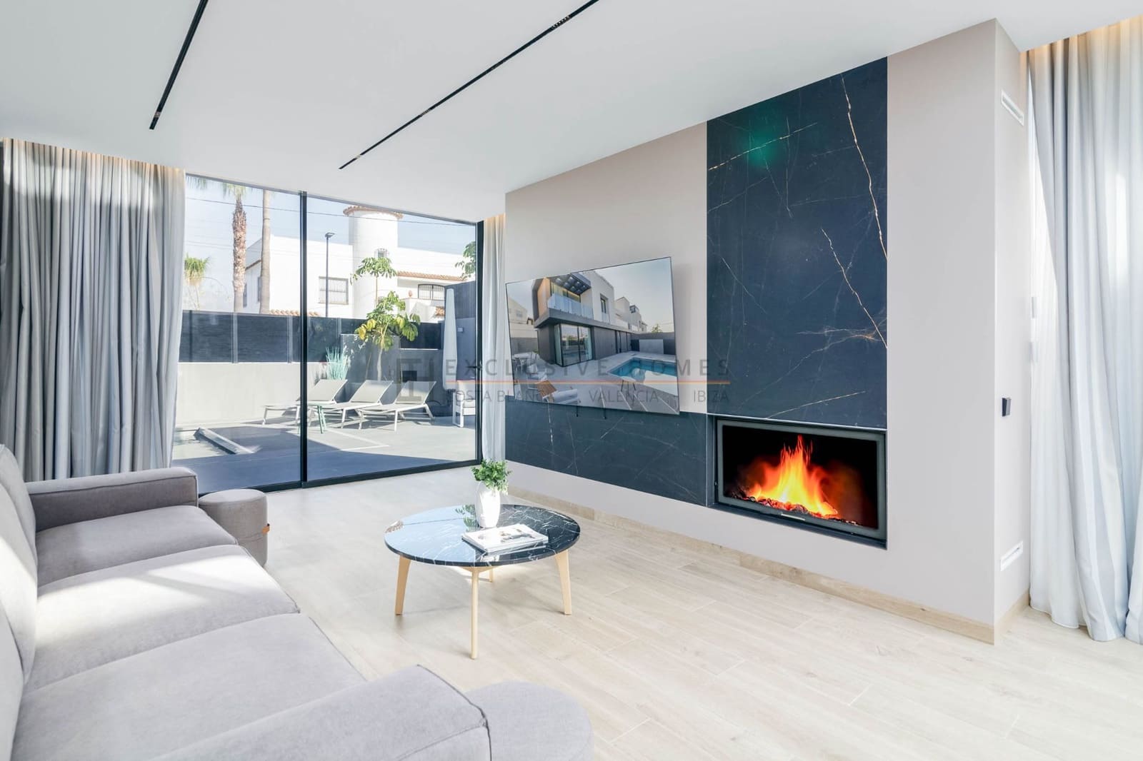 4 slaapkamer Halfvrijstaande villa te koop in Albir met zwembad garage - € 1.950.000 (Ref: 10070306)